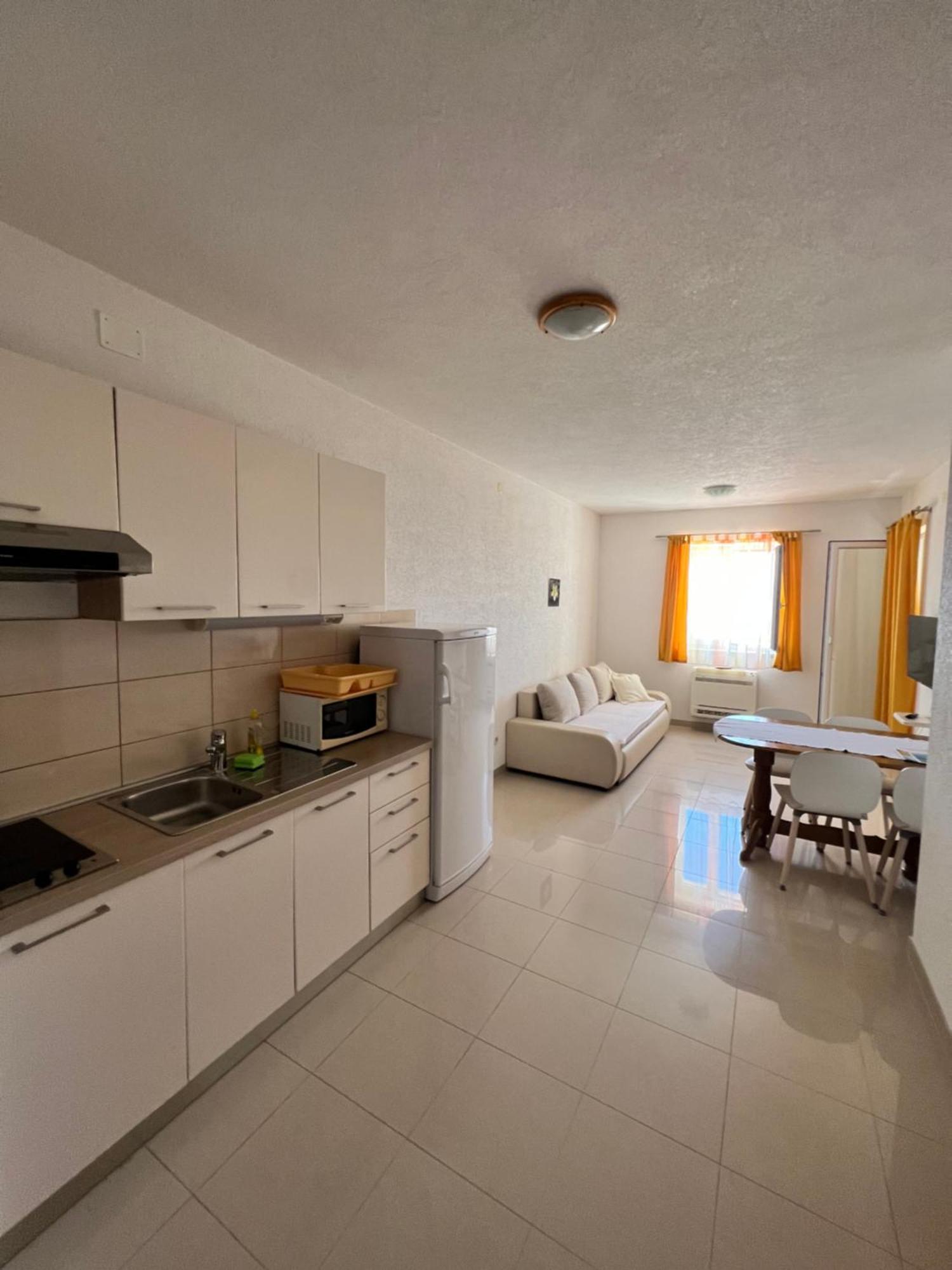 Marina - Sea View Apartment