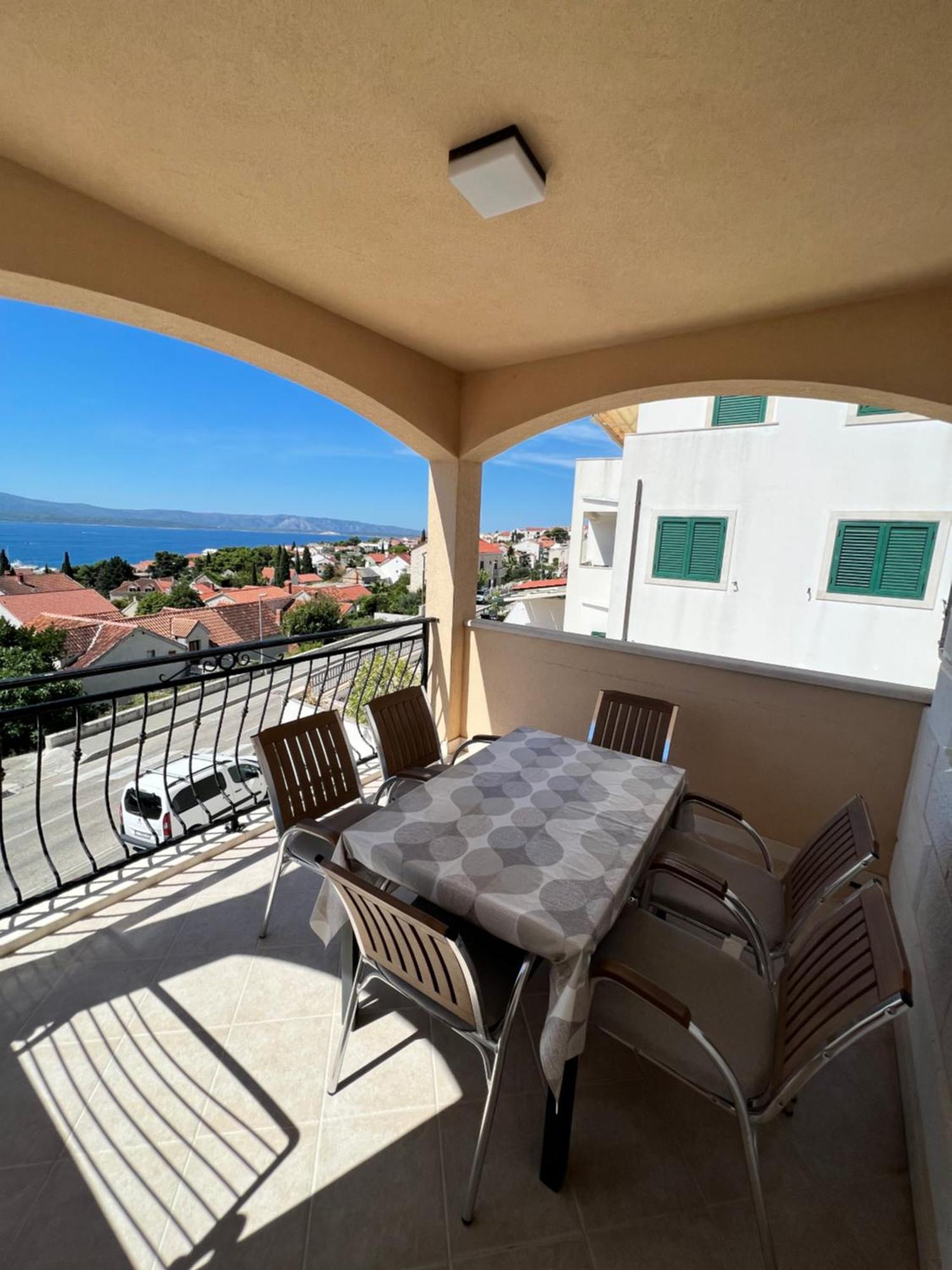 Marina - Sea View Apartment Bol