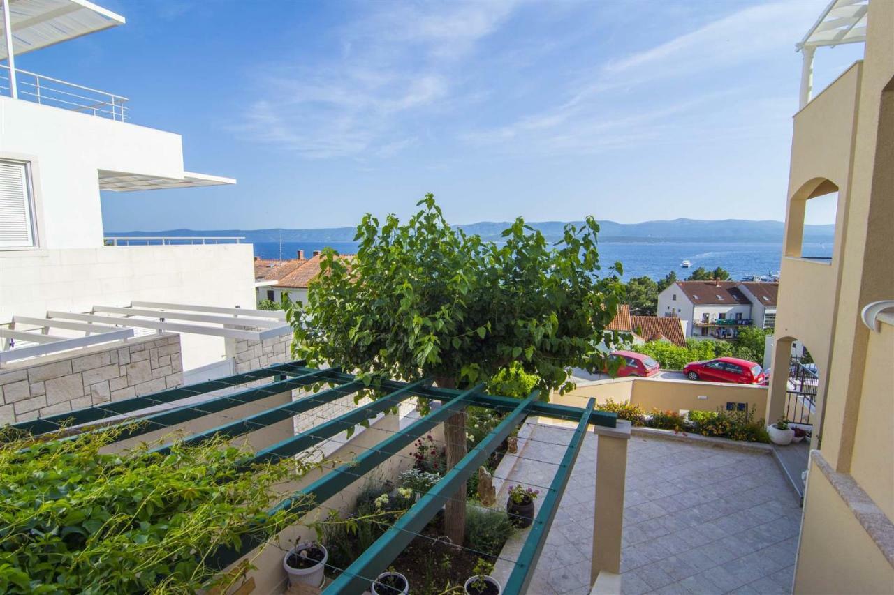 Marina - Sea View Apartmán *