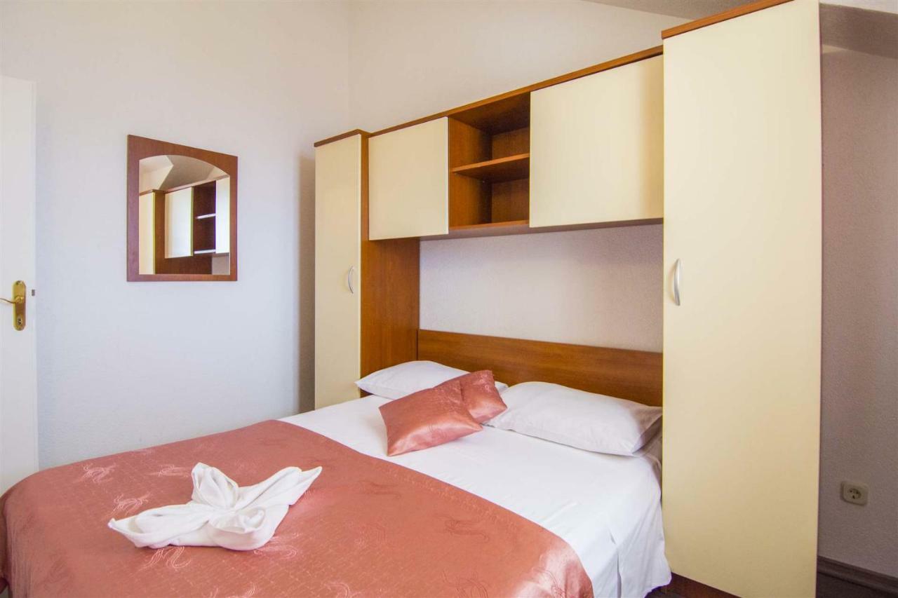 Apartment Marina - Sea View